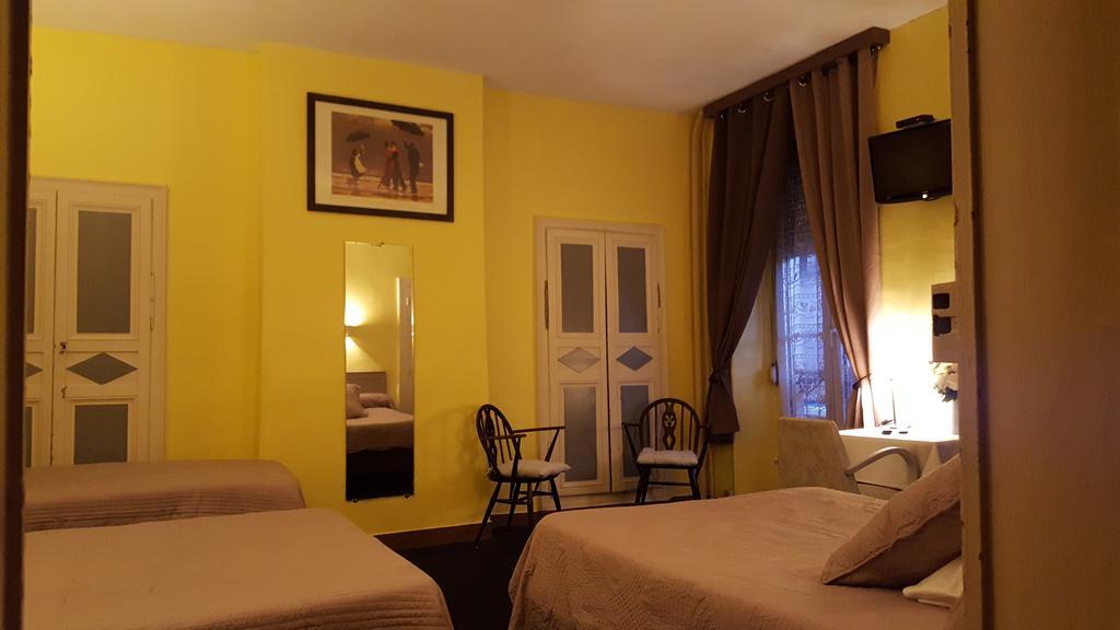 Hotel Ronsin Fresnay-sur-Sarthe Eksteriør bilde