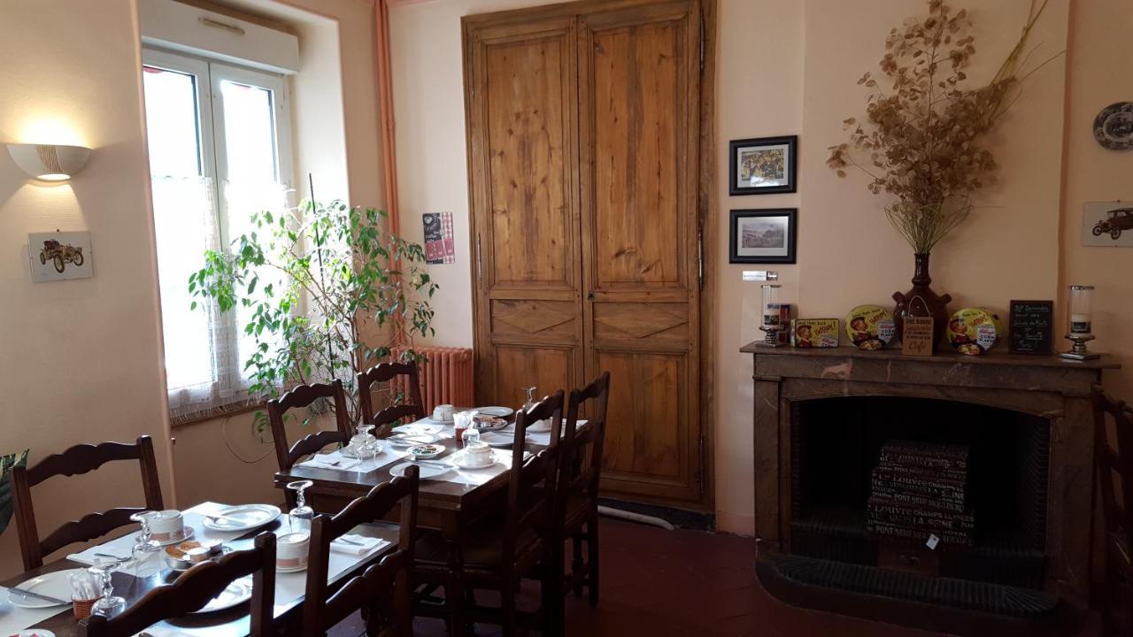 Hotel Ronsin Fresnay-sur-Sarthe Eksteriør bilde